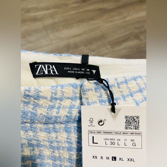 Zara Bloggers‎ Favorite Blue Structured Hight Waisted Shorts with Pockets Size L - Picture 15 of 15